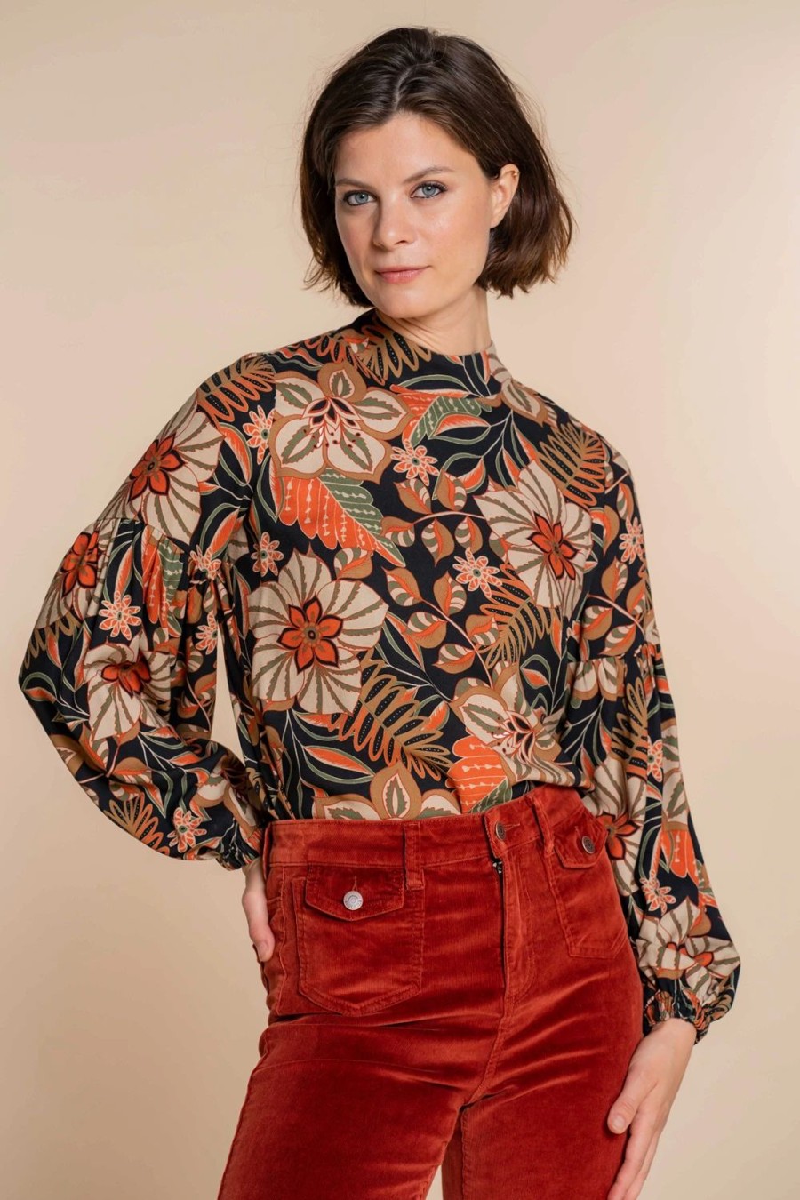 Vrouwen Geisha Fashion | Geisha Dames Top Met Bloemen Print 33662-20 Zwart